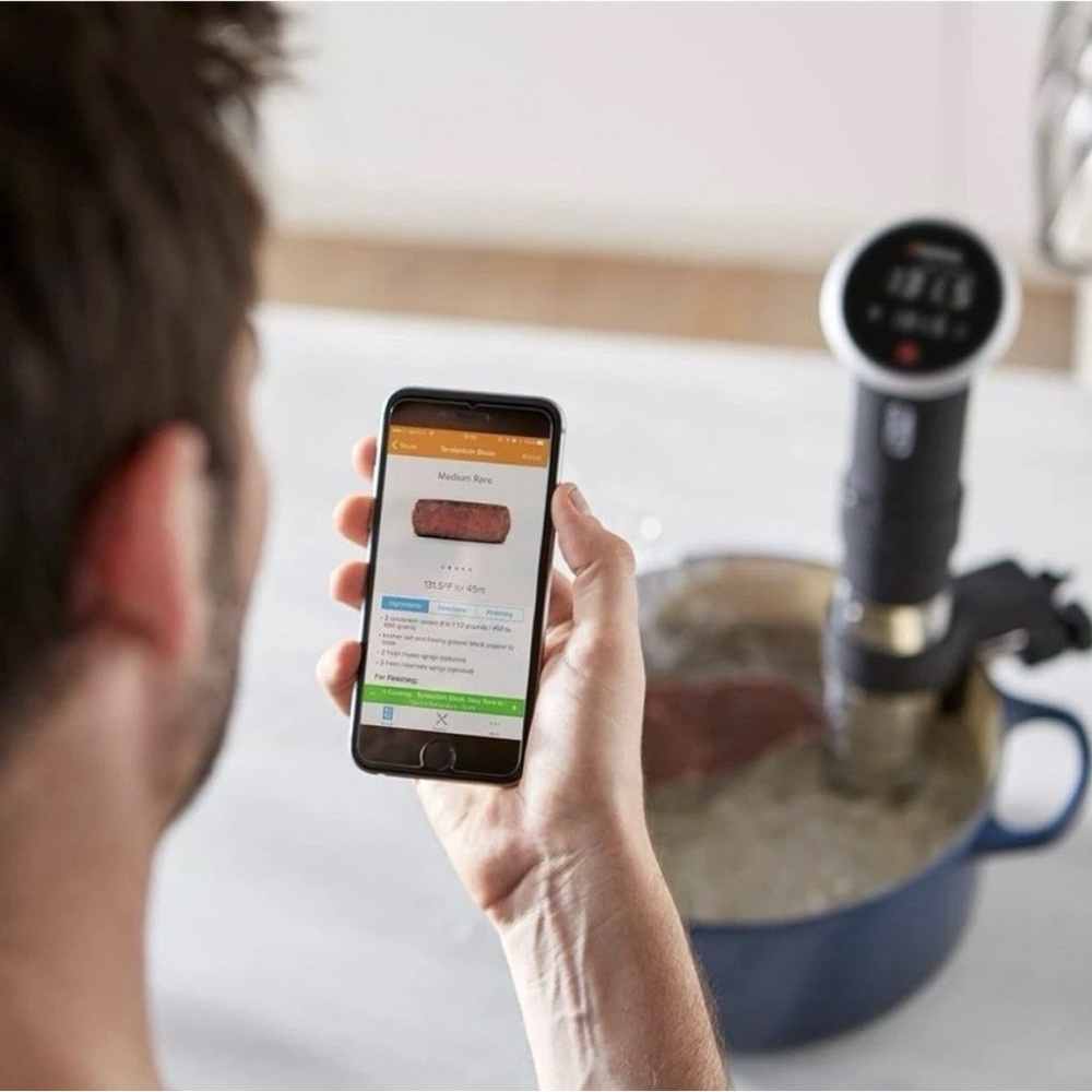 NEW Anova A 2.2 Precision Cooker Black Stainless Steel 800W Bluetooth Sous Vide - Picture 3 of 16